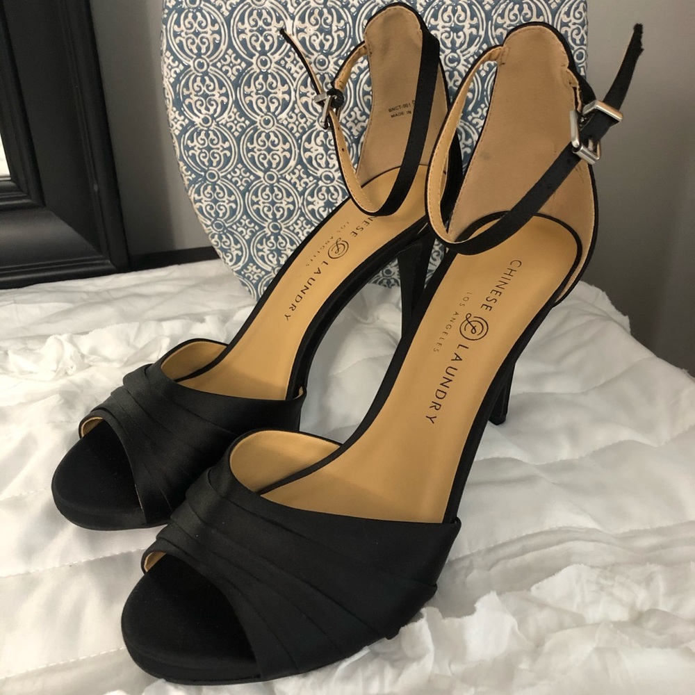 Chinese Laundry Satin Butterfly heels